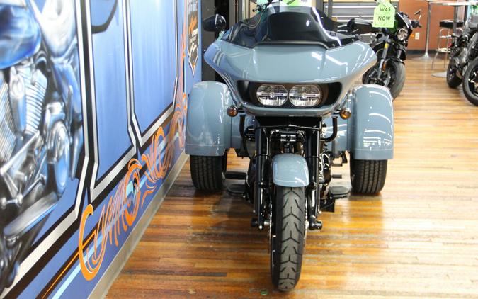 2024 Harley-Davidson Road Glide 3 Sharkskin Blue – Black Finish