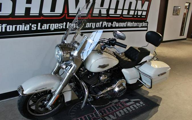 2015 Harley-Davidson® FLHR - Road King®