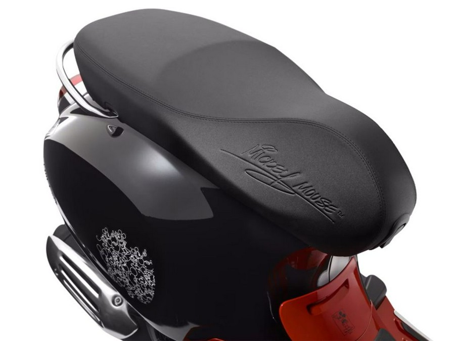 2023 Vespa Primavera 150 Disney Mickey Mouse Edition