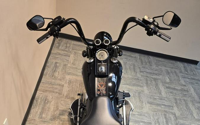 2016 Harley-Davidson® Fat Boy® Vivid Black FLSTFBS