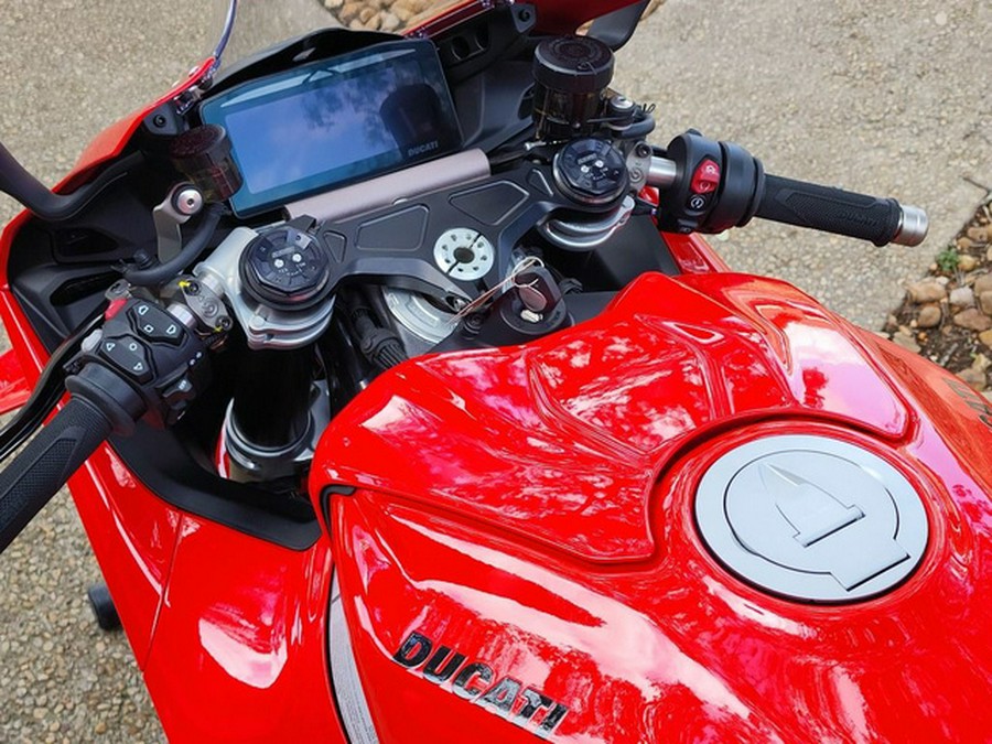 2025 Ducati Panigale V4 Ducati Red