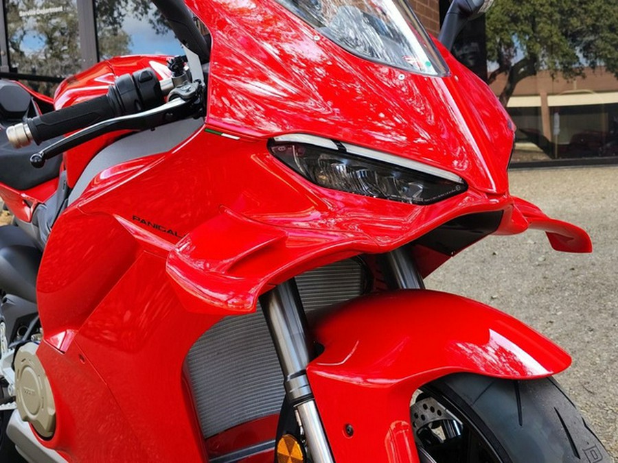 2025 Ducati Panigale V4 Ducati Red