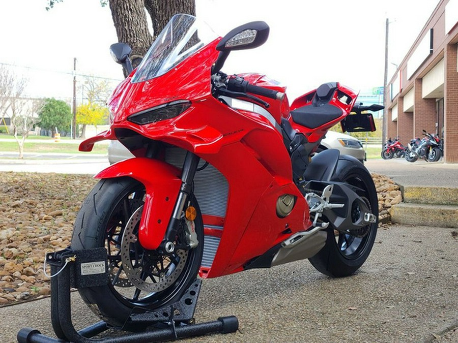 2025 Ducati Panigale V4 Ducati Red