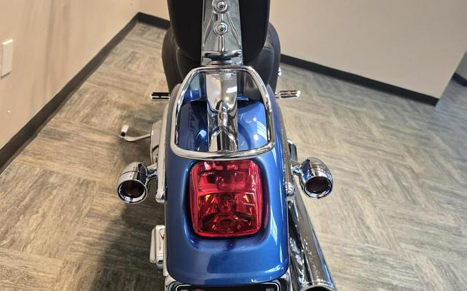 2004 Harley-Davidson® Softail Deuce Luxury Teal and Brilliant Silver FXSTDI
