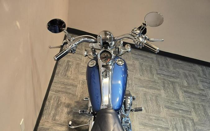 2004 Harley-Davidson® Softail Deuce Luxury Teal and Brilliant Silver FXSTDI