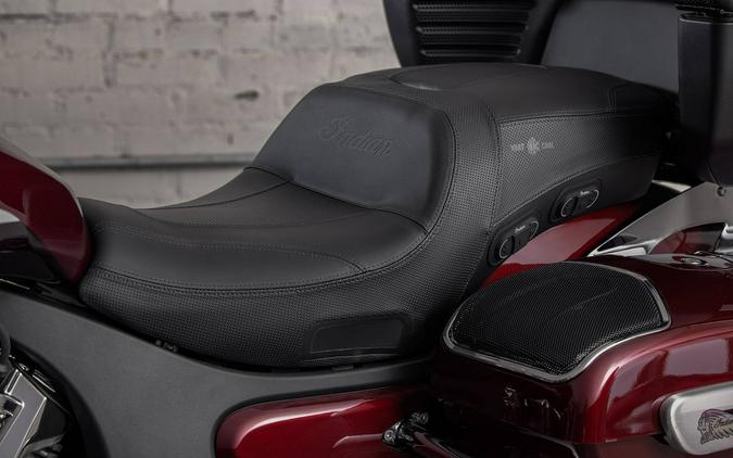 2022 Indian Motorcycle® Pursuit Limited with Premium Package