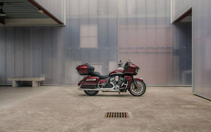 2022 Indian Motorcycle® Pursuit Limited with Premium Package