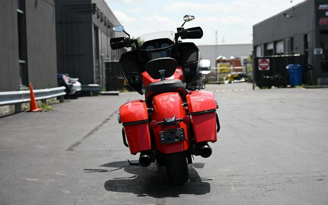 2023 Indian Motorcycle® Challenger® Dark Horse® Indy Red / Black Metallic