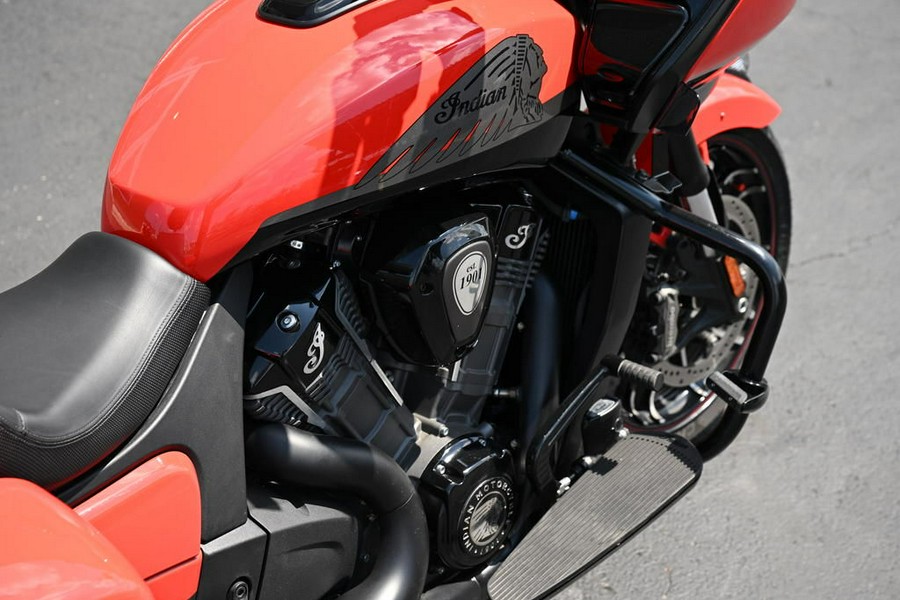 2023 Indian Motorcycle® Challenger® Dark Horse® Indy Red / Black Metallic