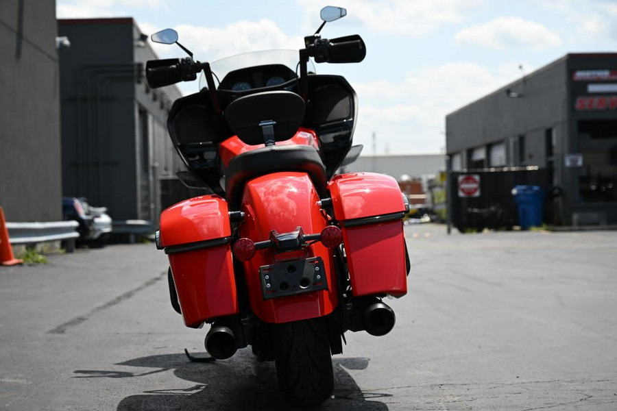 2023 Indian Motorcycle® Challenger® Dark Horse® Indy Red / Black Metallic