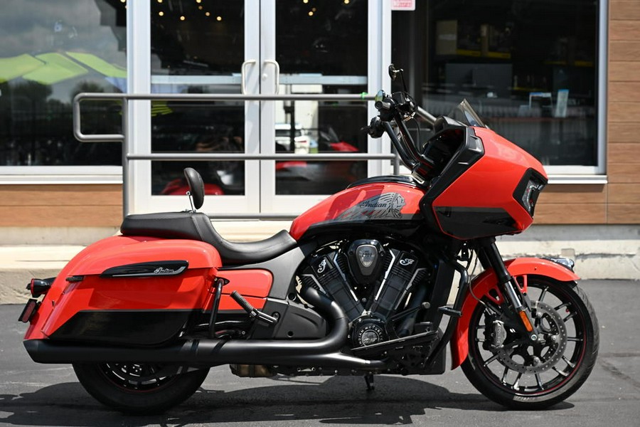 2023 Indian Motorcycle® Challenger® Dark Horse® Indy Red / Black Metallic