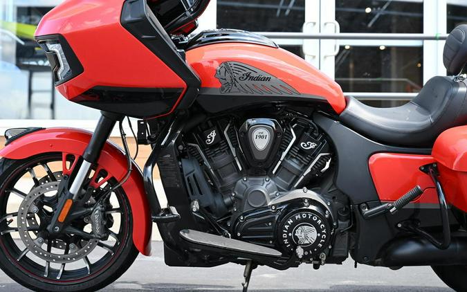 2023 Indian Motorcycle® Challenger® Dark Horse® Indy Red / Black Metallic