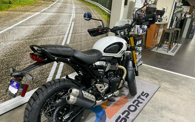 2026 Triumph Scrambler 400 XC