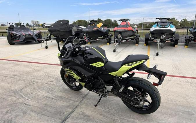 2026 Kawasaki Ninja® 650 ABS