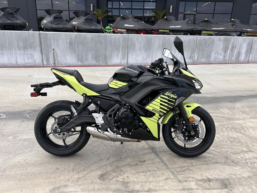 2026 Kawasaki Ninja® 650 ABS
