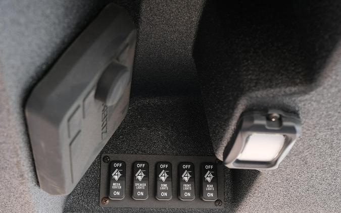 2026 CAN-AM DEFENDER MAX XT HD11 WITH 1025 INCH TOUCHSCREEN