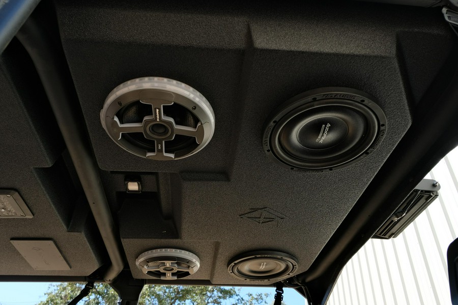 2026 CAN-AM DEFENDER MAX XT HD11 WITH 1025 INCH TOUCHSCREEN