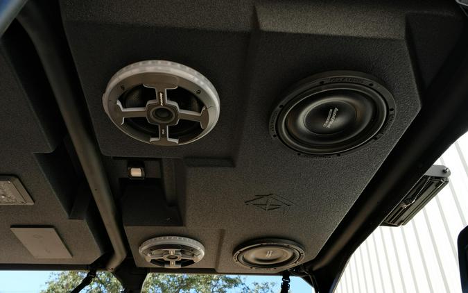 2026 CAN-AM DEFENDER MAX XT HD11 WITH 1025 INCH TOUCHSCREEN