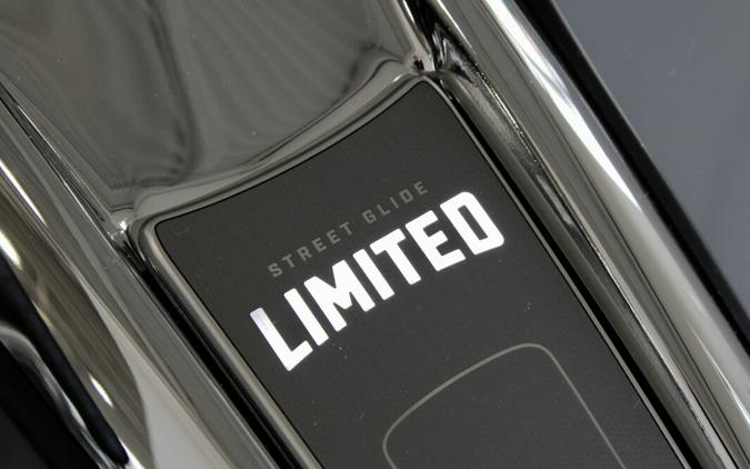 New 2026 Harley-Davidson Street Glide Limited Grand American Touring FLHXL Motorcycle For Sale In Sunbury, OH