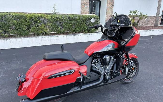 2023 Indian Challenger Dark Horse Indy Red Black Metallic