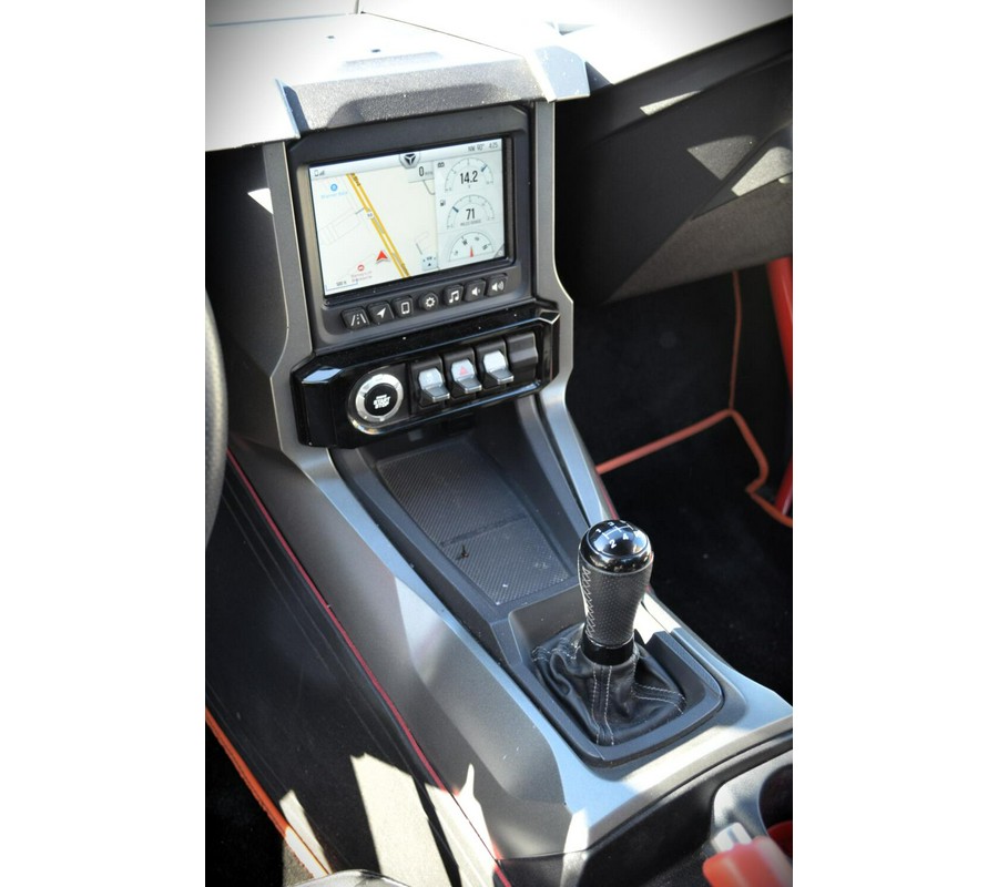 2024 Polaris Slingshot R Manual