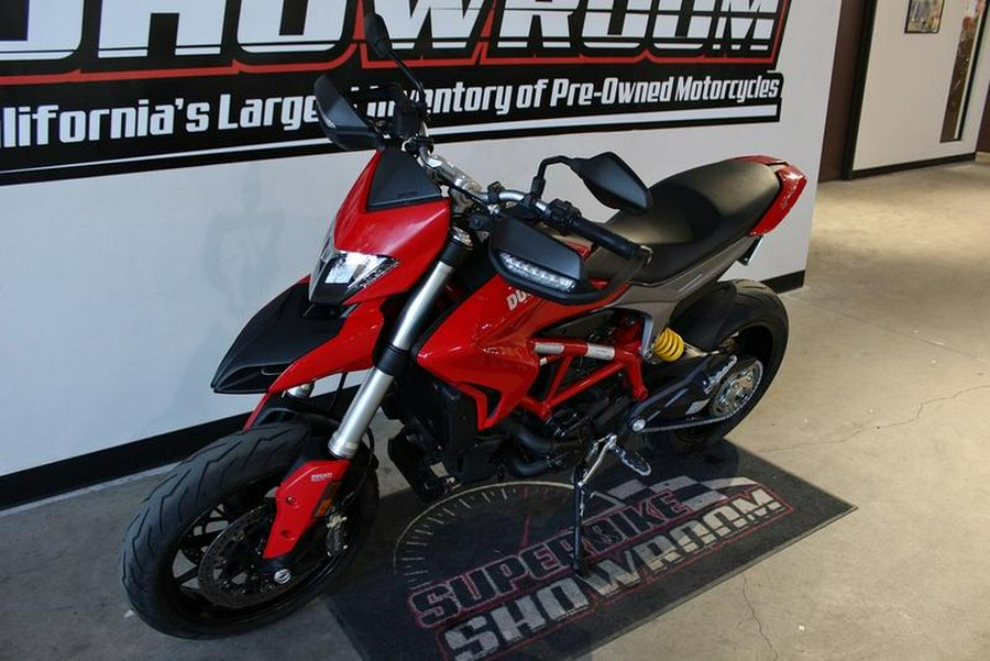 2016 Ducati Hypermotard 939 Red