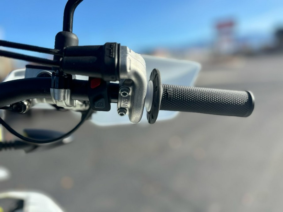 2025 Husqvarna Motorcycles FE 350s