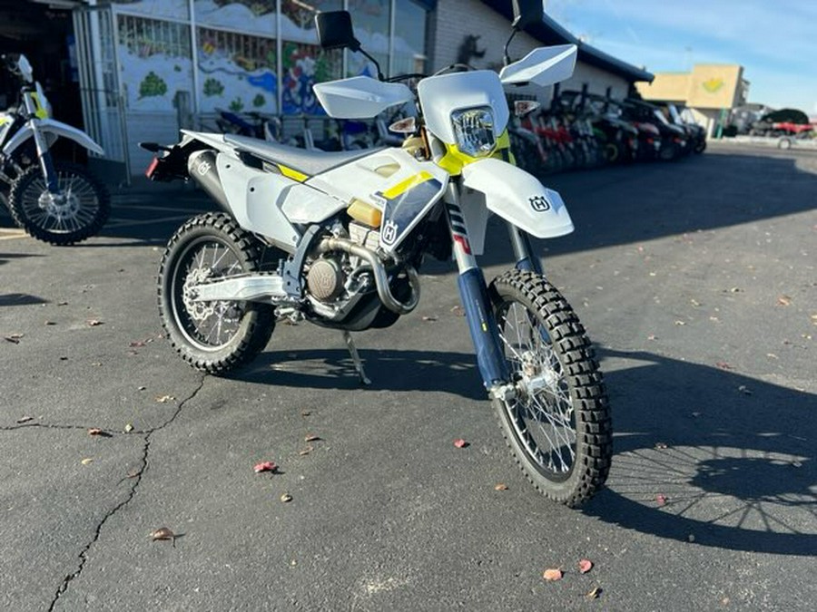 2025 Husqvarna Motorcycles FE 350s