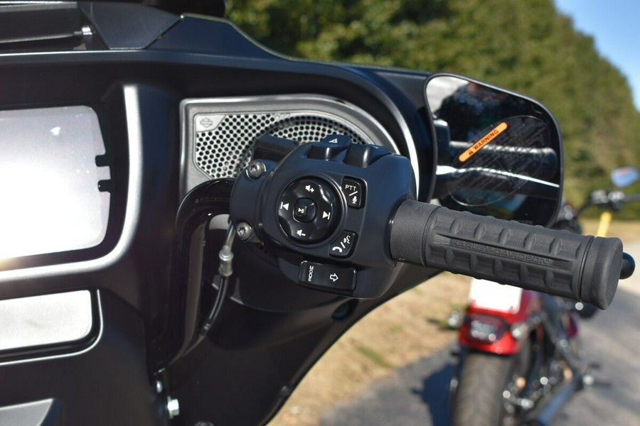 2026 Harley-Davidson Street Glide® – Modern Touring Icon