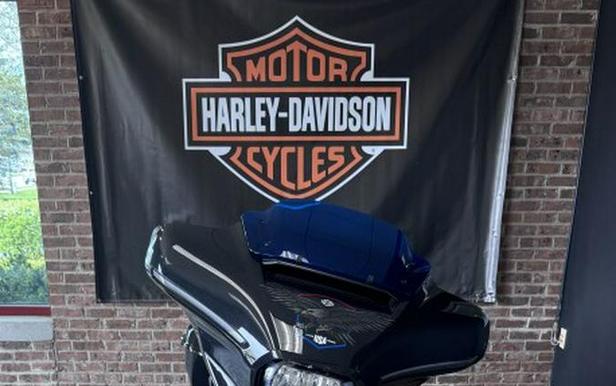 2026 Harley-Davidson Street Glide Liberty Enthusiast Midnight Ember Chrome Trim