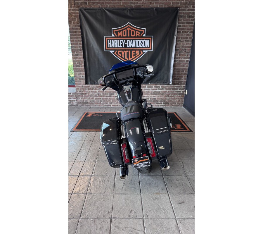 2026 Harley-Davidson Street Glide Liberty Enthusiast Midnight Ember Chrome Trim
