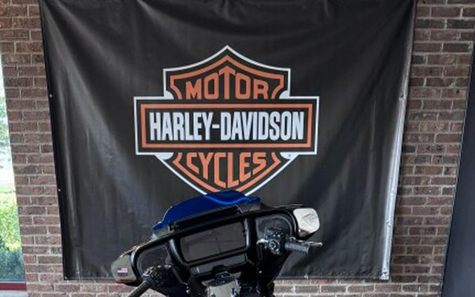 2026 Harley-Davidson Street Glide Liberty Enthusiast Midnight Ember Chrome Trim