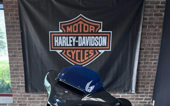 2026 Harley-Davidson Street Glide Liberty Enthusiast Midnight Ember Chrome Trim