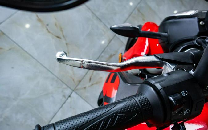 2024 Benelli 302S