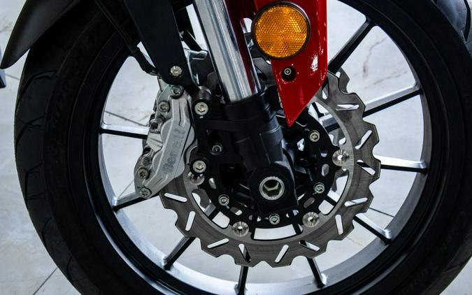 2024 Benelli 302S