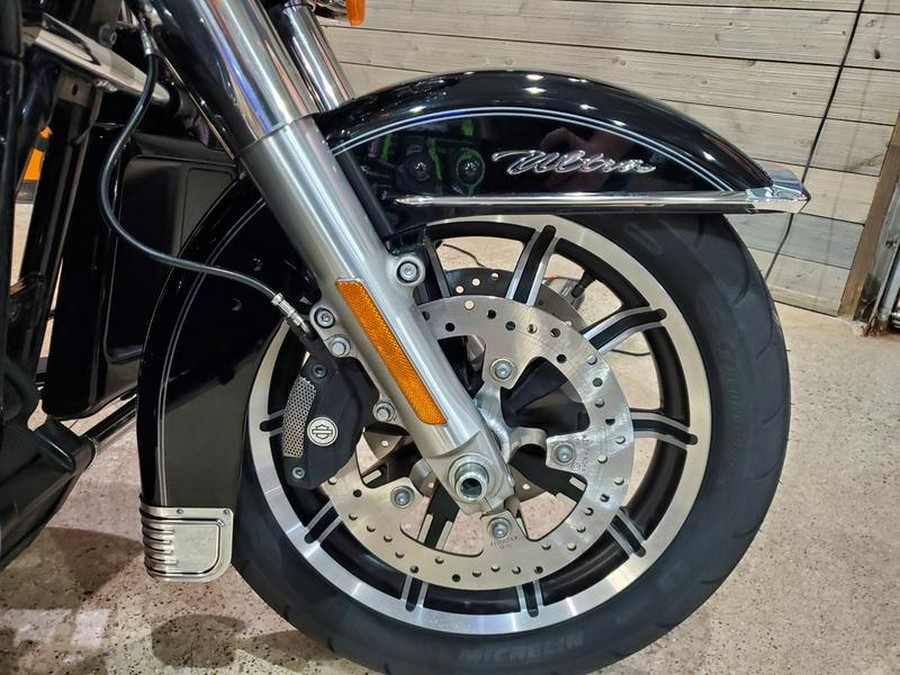 2015 Harley-Davidson® FLHTCU - Electra Glide® Ultra Classic®