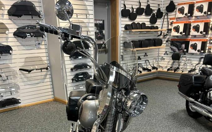 1996 Harley-Davidson® FXSTS Softail® Springer