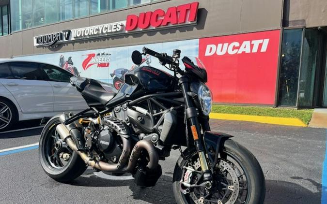 2016 Ducati Monster 1200 R Thrilling Black