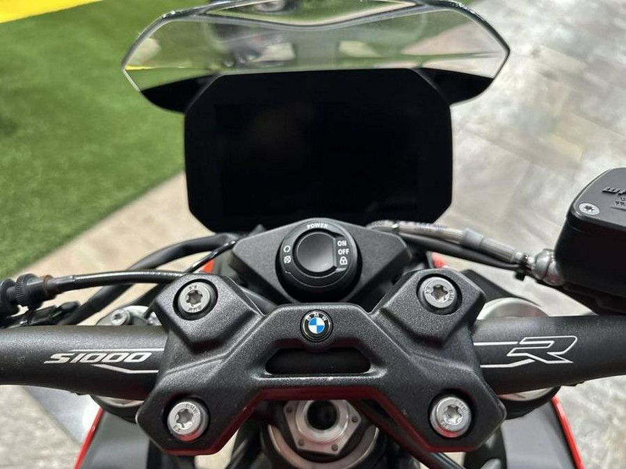 2022 BMW S 1000 R Racing Red