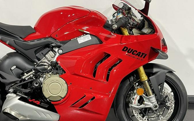 2024 Ducati Panigale V4 S Red