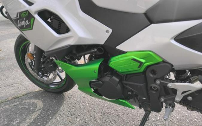 2024 Kawasaki Ninja 7 Hybrid ABS