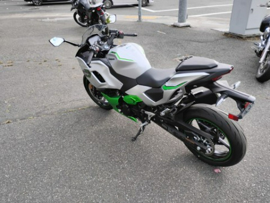 2024 Kawasaki Ninja 7 Hybrid ABS