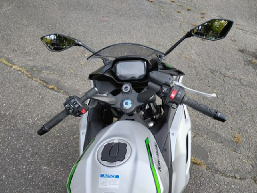 2024 Kawasaki Ninja 7 Hybrid ABS