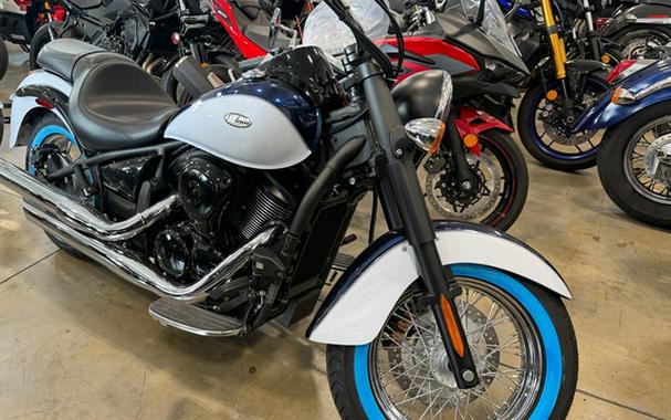 2026 Kawasaki Vulcan 900 Classic