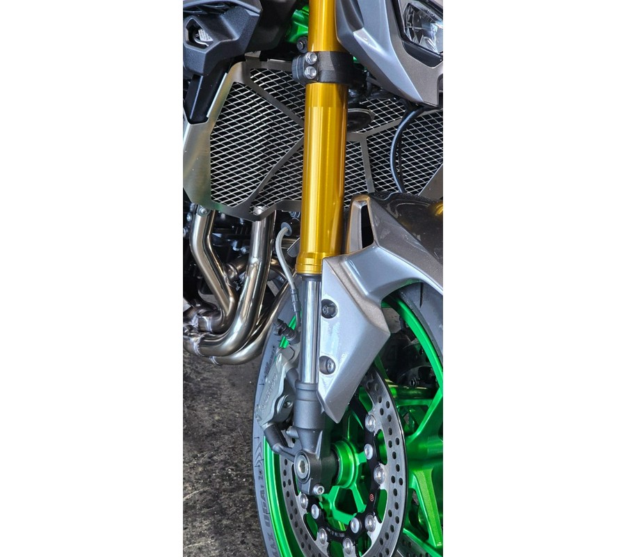 2025 Kawasaki Z900 SE ABS