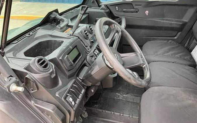 2024 Can-Am Defender DPS CAB