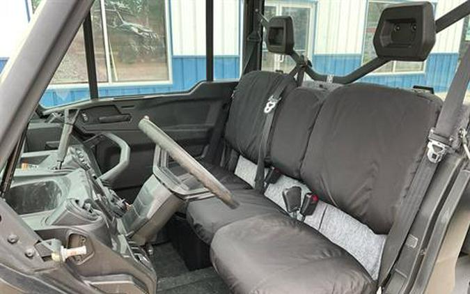 2024 Can-Am Defender DPS CAB