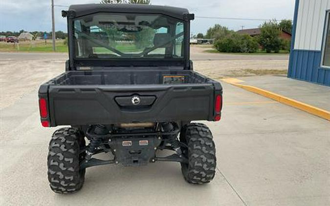 2024 Can-Am Defender DPS CAB