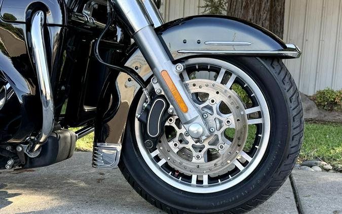 2016 FLHCUTG Tri Glide Ultra