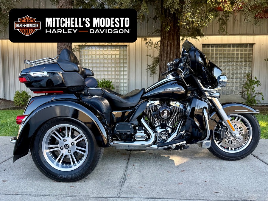 2016 FLHCUTG Tri Glide Ultra